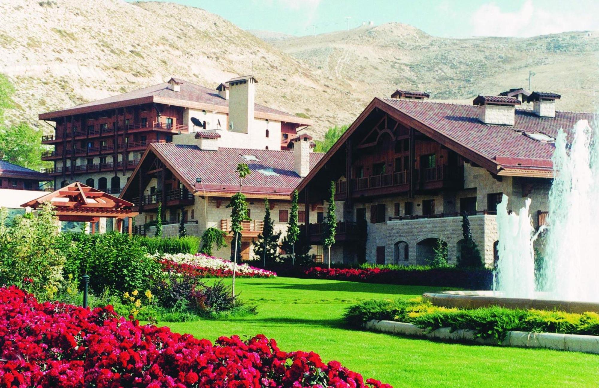 Intercontinental Mzaar Lebanon Mountain Resort & Spa By Ihg Mzaar Kfardebian Bagian luar foto