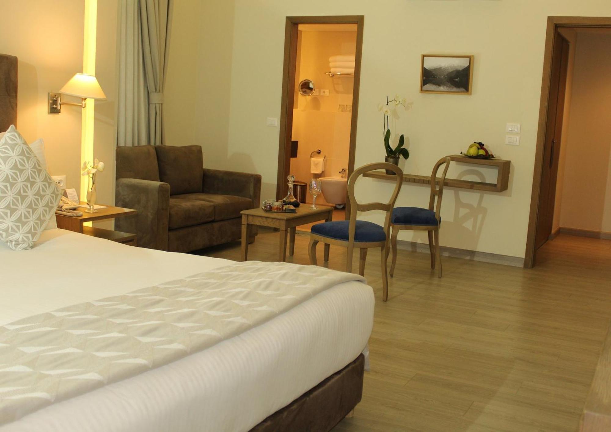 Intercontinental Mzaar Lebanon Mountain Resort & Spa By Ihg Mzaar Kfardebian Bagian luar foto