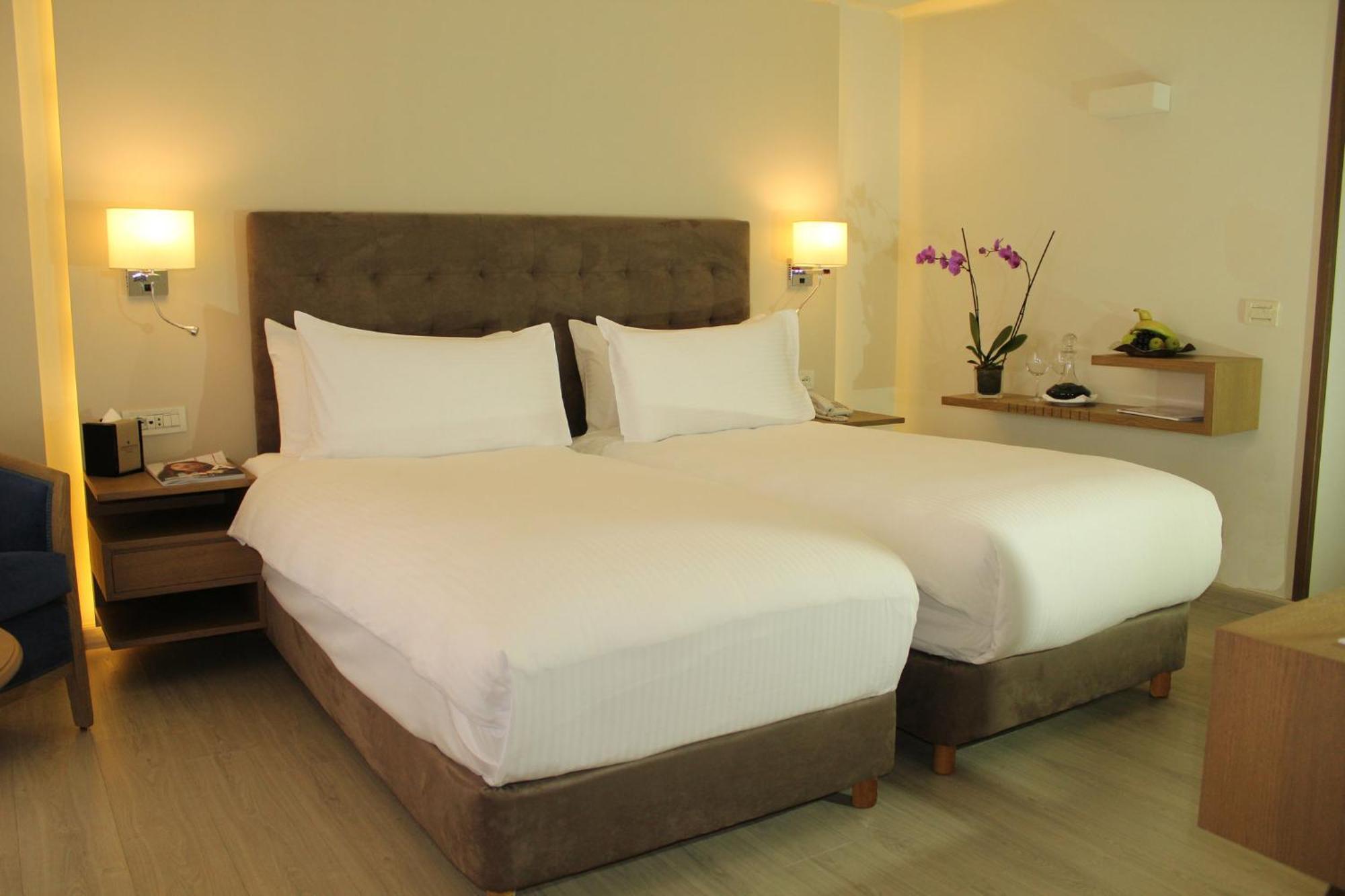 Intercontinental Mzaar Lebanon Mountain Resort & Spa By Ihg Mzaar Kfardebian Bagian luar foto