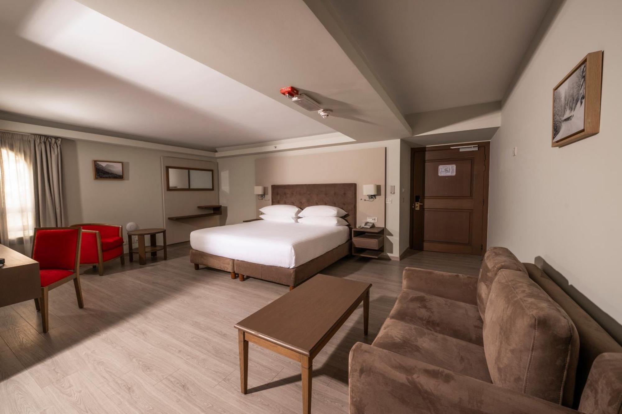 Intercontinental Mzaar Lebanon Mountain Resort & Spa By Ihg Mzaar Kfardebian Bagian luar foto