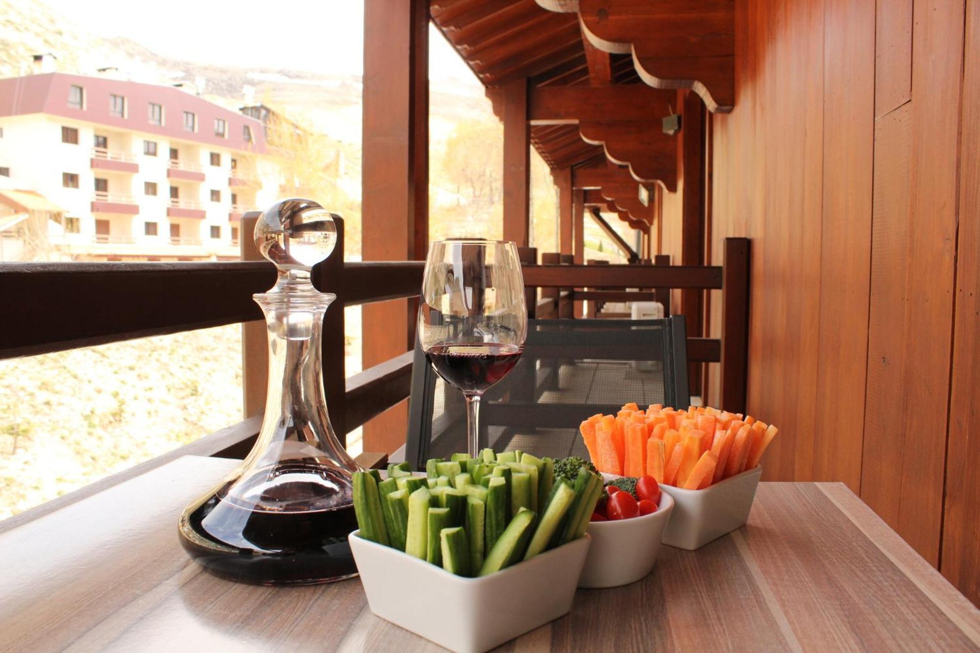 Intercontinental Mzaar Lebanon Mountain Resort & Spa By Ihg Mzaar Kfardebian Bagian luar foto
