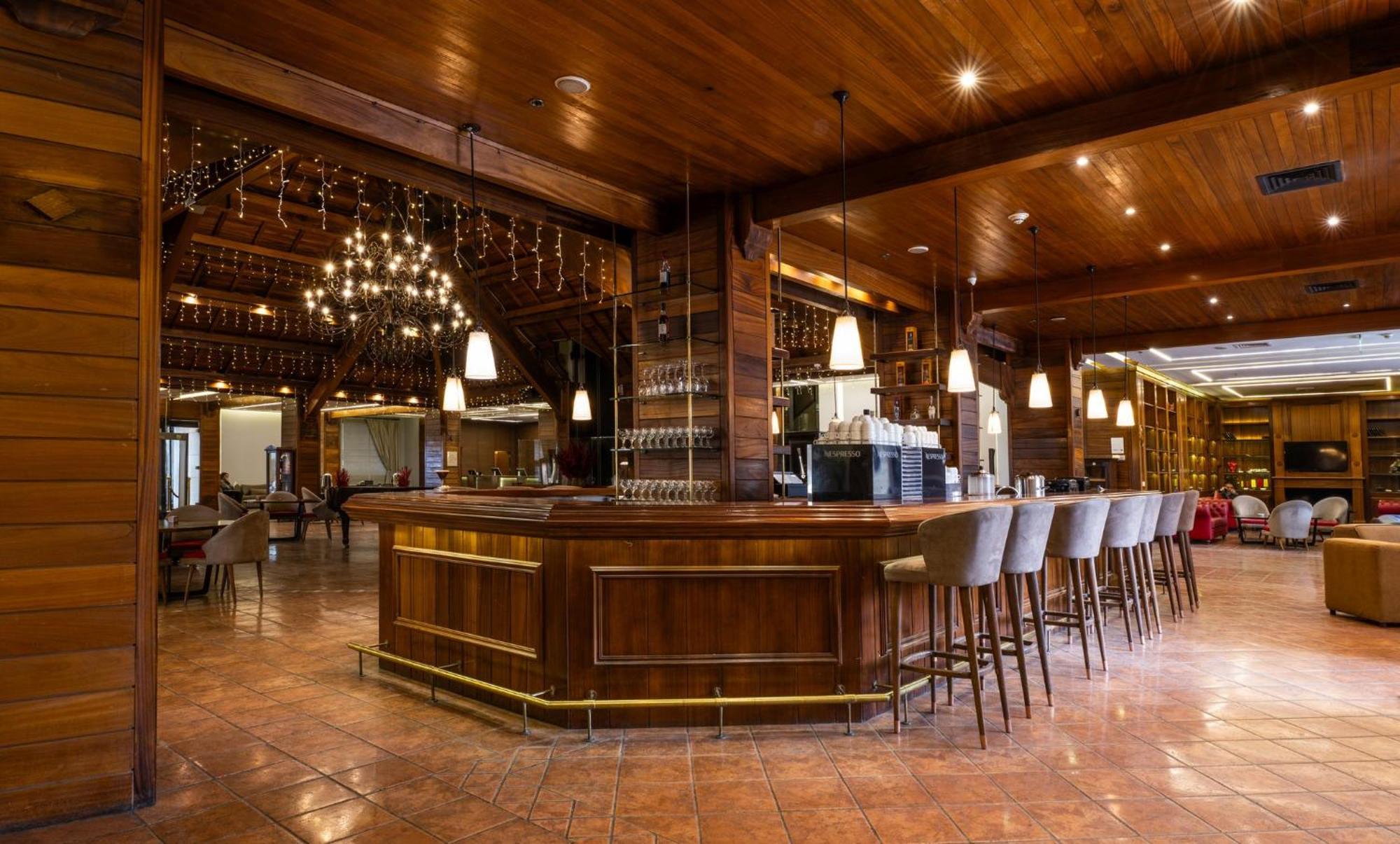 Intercontinental Mzaar Lebanon Mountain Resort & Spa By Ihg Mzaar Kfardebian Bagian luar foto