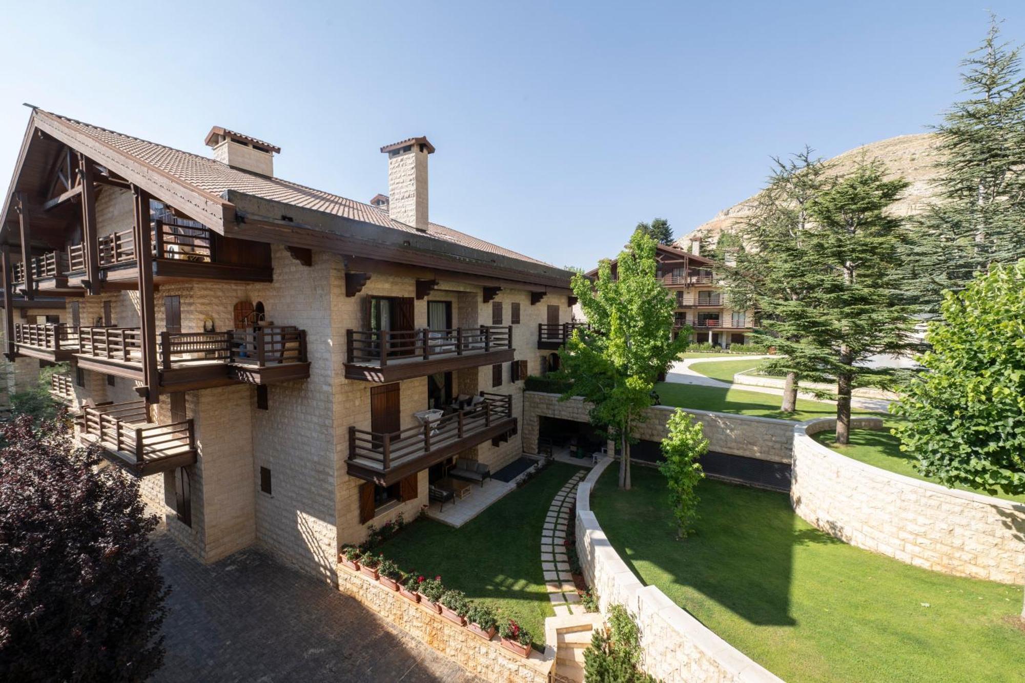 Intercontinental Mzaar Lebanon Mountain Resort & Spa By Ihg Mzaar Kfardebian Bagian luar foto