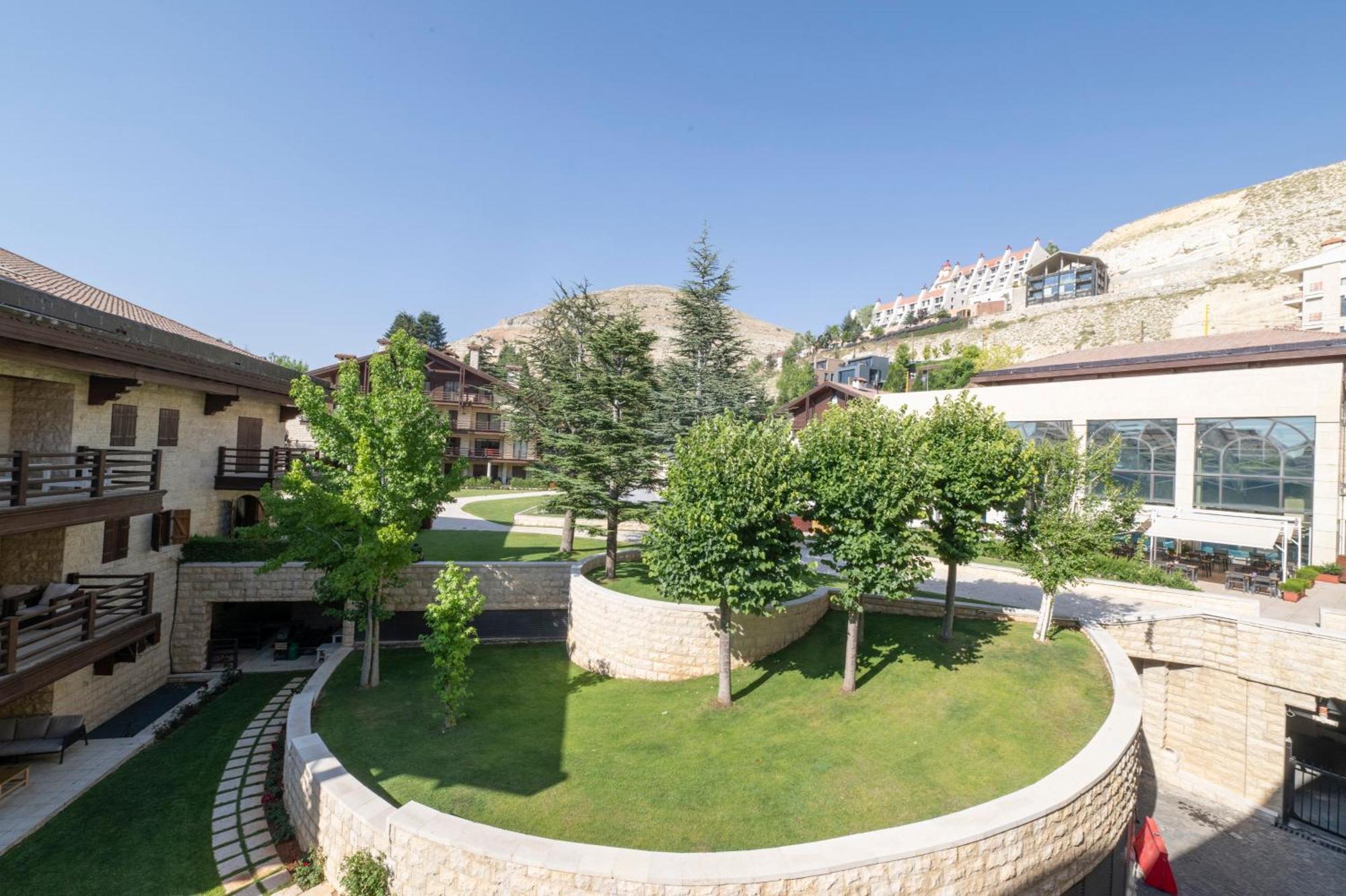 Intercontinental Mzaar Lebanon Mountain Resort & Spa By Ihg Mzaar Kfardebian Bagian luar foto