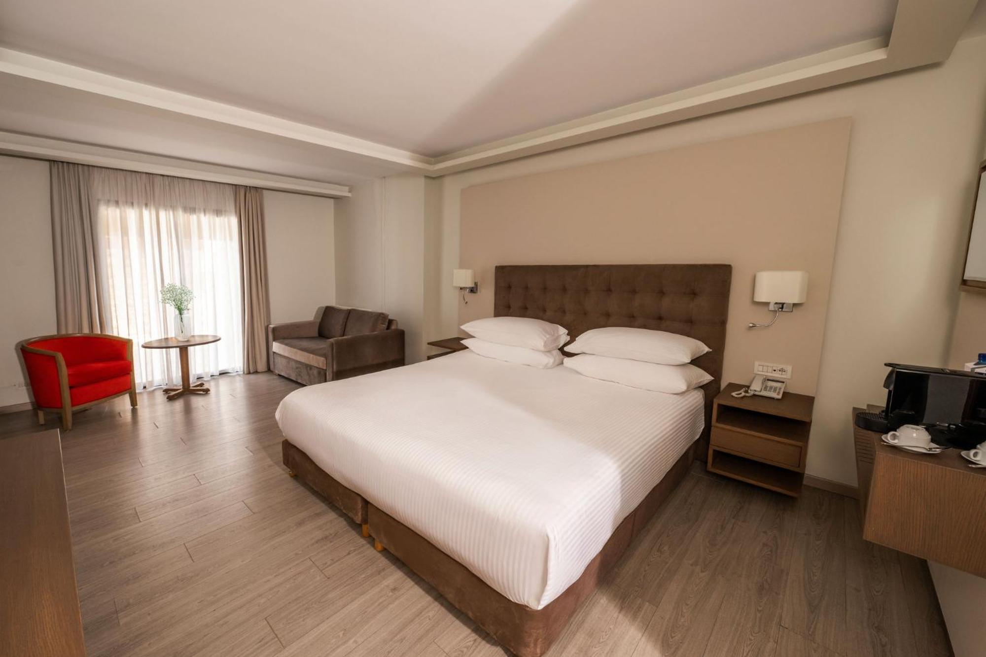 Intercontinental Mzaar Lebanon Mountain Resort & Spa By Ihg Mzaar Kfardebian Bagian luar foto